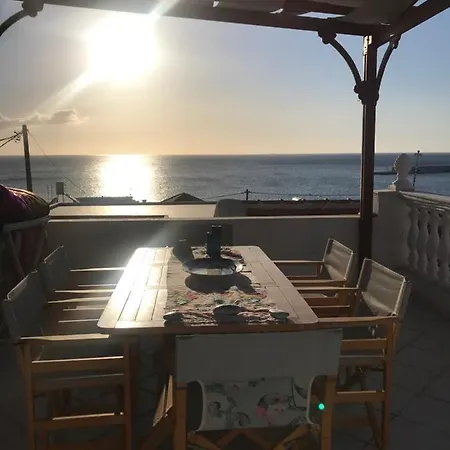 Traditional House Of Διαφάνιον