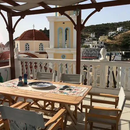 Traditional House Of Διαφάνιον