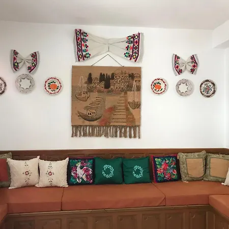 Case de vacanță Traditional House Of Diafánion